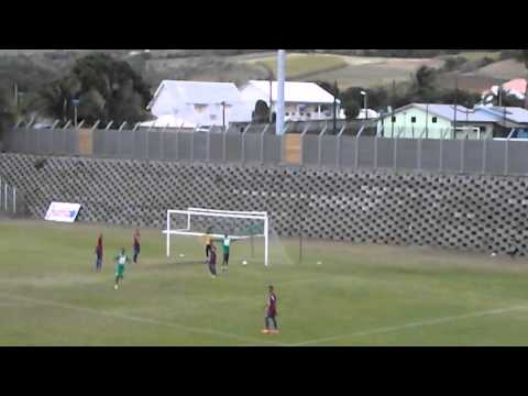 But de Georges Ba contre l'US Sainte-Marienne