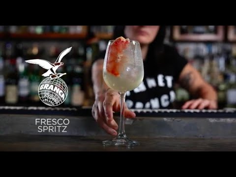 Fresco Spritz preparado por Claudia Cabrera, Embajadora de Fernet-Branca México.