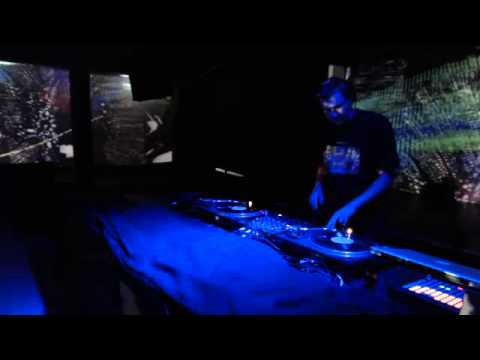 Plug & Lay: FIBA @ RTS.FM 20.04.2013