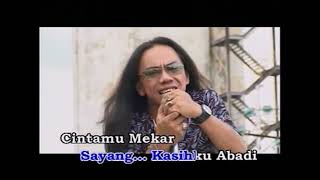 Download lagu Karaoke BW May - Cintamu Mekar Di Hati (Video Original Karaoke No Vocal) mp3