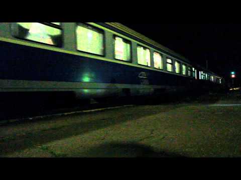 Dubla tractiune la IR 1944 "Liviu Rebreanu" ( Satu Mare - Mangalia ) cu 41-0055-8 si 41-0331-3