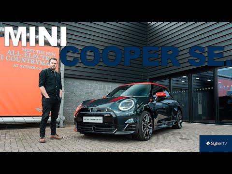 2024 MINI Cooper SE | First Look (4K)