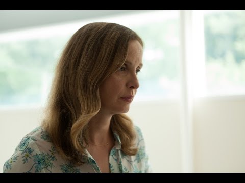 『トッド・ソロンズの子犬物語』本編映像。あの美人女優が子供にエゲツない作り話をするバカ親を怪演。