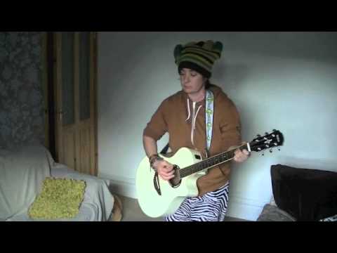 download lagu mp3 mp4 Apartoo, download lagu Apartoo gratis, unduh video klip Download Apartoo Mp3 dan Mp4 Youtube Gratis