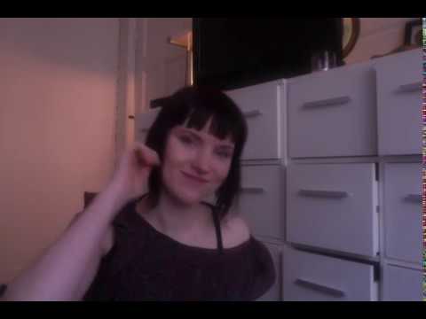 Lindy Fay Hella searching for lyrics