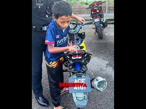 La bicicleta parecía una moto deportiva 🚲
