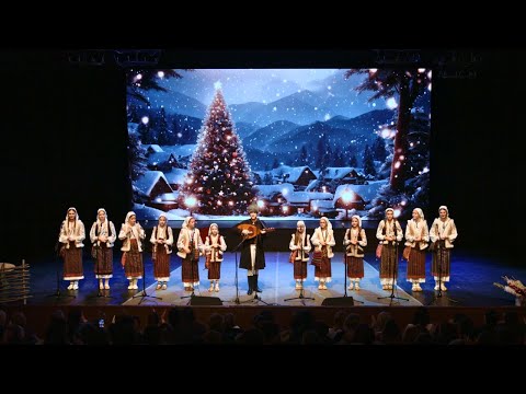 Marin Ganciu și Ansamblul folcloric Crăițele - Vesel fii, iubit creștine | spectacol de colinde