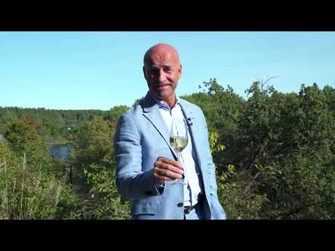 Richard Juhlin Costs like - Champagne Club