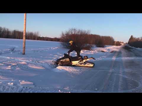 ‘09 arctic cat m8 wheelies