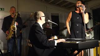 Nina &amp; The Jets - I Just Want To Make Love To You