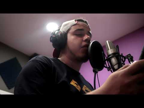 Quiero Besarte  -  Abraham Cardenas (VideoClip)