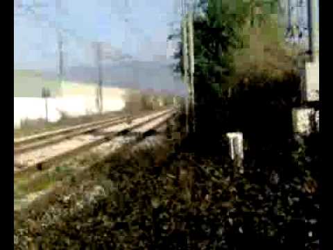 attraversiamo il passaggio a livello di Via Isernia a Palma Campania.mp4