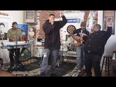 CHALI 2NA "Guns Up" - live @ the MoBoogie Loft