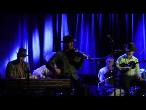 Simon Andersson On Stage With Vince Gill & The Time Jumpers