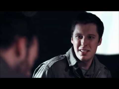 Lazy Company-Les femmes ça sert à rien