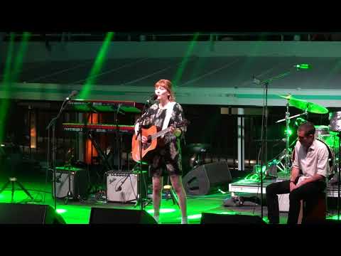 Molly Tuttle "Morning Morgantown" (Joni Mitchell) 13th Ed. Cayamo Laurel Canyon Tribute