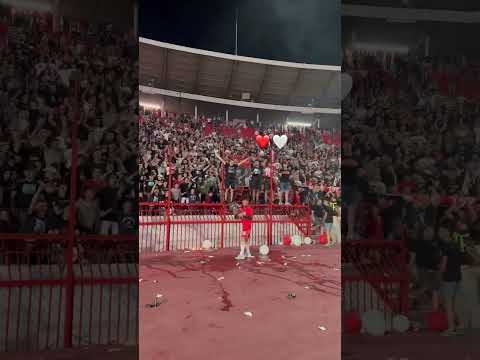 Delije pevaju Hwangu: “I kad bi Brus Li igrao za Zvezdu... ❤️🤍😍