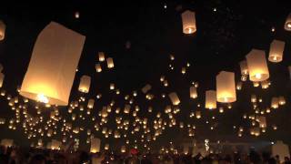 preview picture of video 'Mae Jo Loy Krathong 2010'
