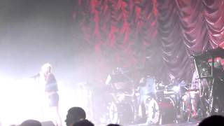 Robyn - We Dance To The Beat / Fucking Tell Me What To Do (Nokia Theatre, Los Angeles CA 8/5/11)