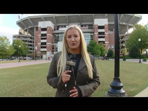 Louisana Sideline Reporter Blasts ESPN Cameraman For Behavior During Game