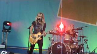 PLASTISCINES - Pas Avec Toi (06-08-2010, Live au Festival Indétendances, Paris)