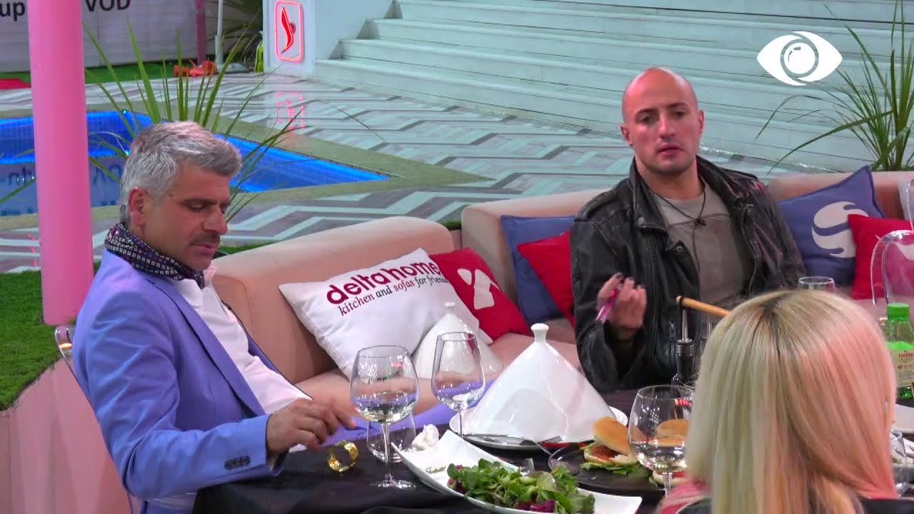 Banorët flasin për Luizin/ Kristi: Ma ka dhënë topin mua tani!