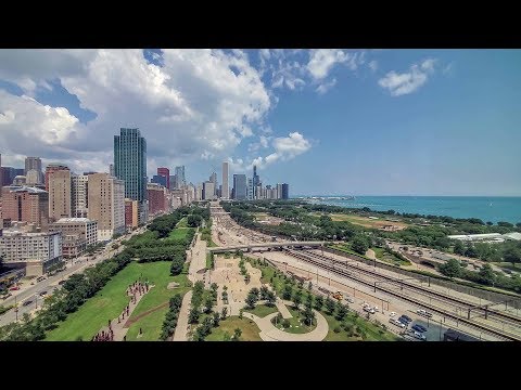 A park-view 2-bedroom, 2-bath model at the South Loop’s iconic new NEMA A park-view 2-bedroom, 2-bath model at the South Loop’s iconic new NEMA