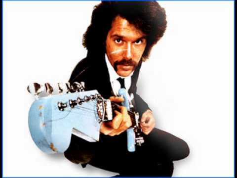 Gino Soccio -There's a woman