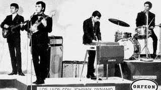 JOHNNY DYNAMO (+)  y LOS LEOS   ( 9 Exitos ).