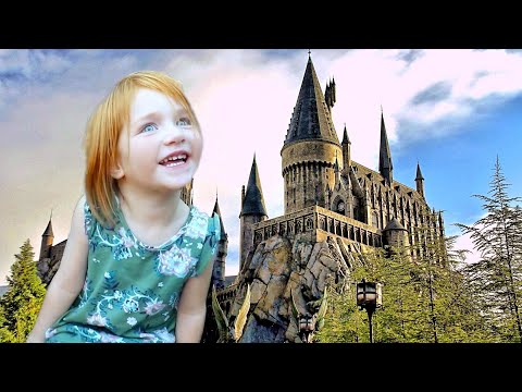 HARRY POTTER AMUSEMENT PARK!! Adley visits Hogwarts, becomes a Witch and gets a NEW MaGic wand!