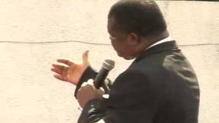 Uma Ukpai- Your trouble is in trouble clip3