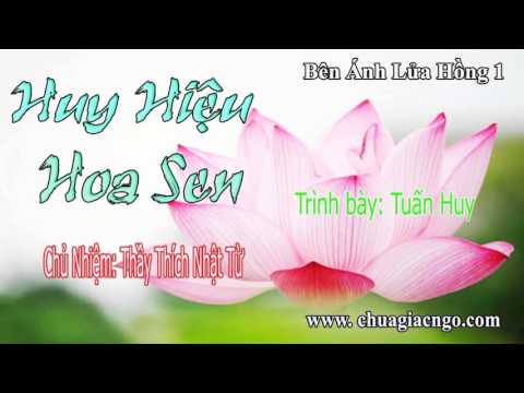 Huy hiệu hoa sen