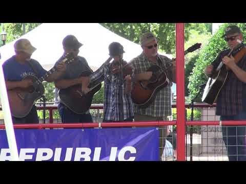 Lyle's Choice - River Road Two Step played by Tanner Marriott - 2019 Athens Fiddle Contest