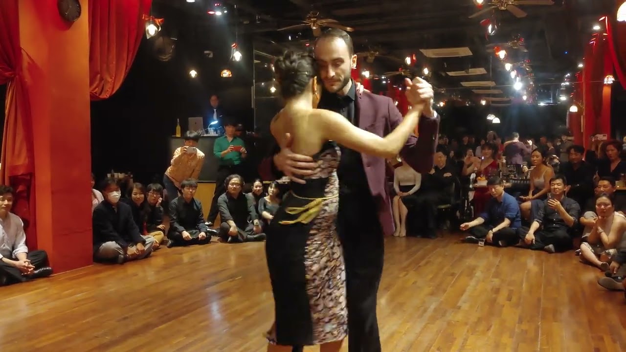 [El Cachivache Quinteto - Ella Es Así] Gianpiero Galdi & Lorena Tarantino