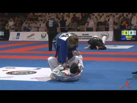 MUNDIAL ABU DHABI 2013 - Maria Shkvarunets x Amal Amjahidl by X-COMBAT