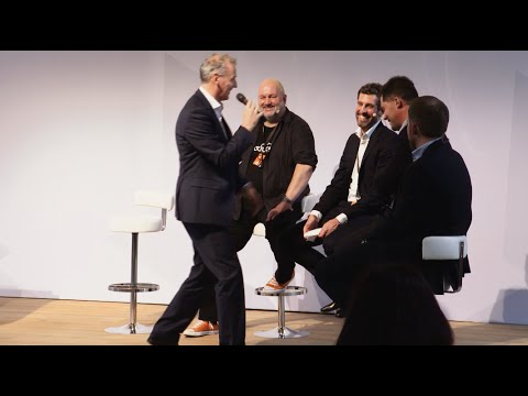 AWS Summit 2016 "Digitizing the Energy World"