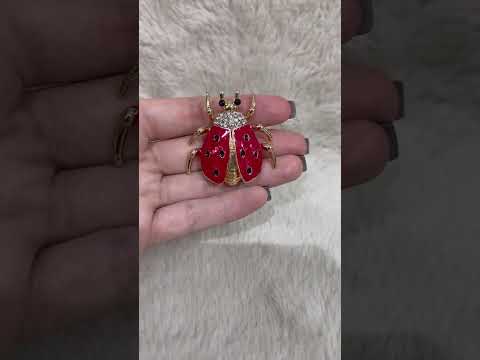 Оригинальный подарок девушке Яркая брошь "Божья коровка чудо природы в золоте" с цирконами + бархатная коробка - фото 1 - id-p1836856964