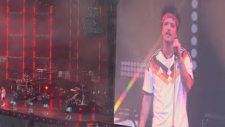 Download lagu Bruno Mars performs Risk it All in Deutschland Trikot LIVE ein Berlin, Olympiastadion 28.Juni 2026 mp3 Download lagu Bruno Mars performs Risk it All in Deutschland Trikot LIVE ein Berlin, Olympiastadion 28.Juni 2026 mp3