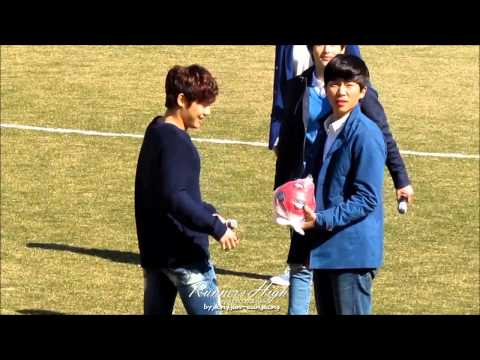 [Fancam] 130310 ZE:A Dongjun - 창원 K-리그 클래식 경남FC vs 부산아이파크 홈개막전