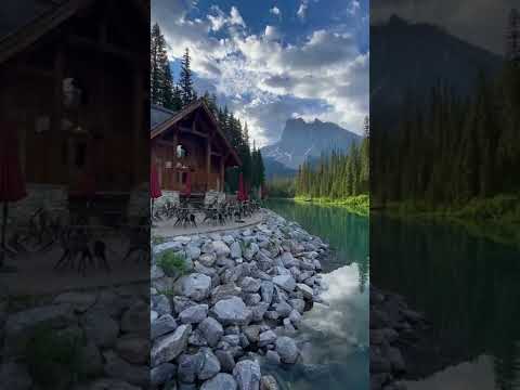 Wow what a beautiful morning at Emerald Lake, Canada 🇨🇦 #shorts #travel #canda #canadatravel