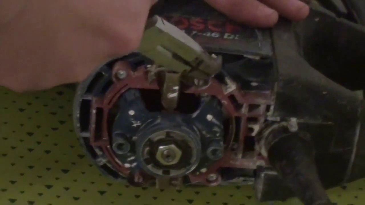 Remplacer les charbons bosch