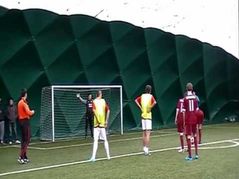 2013,02,24 HMKJM GARBARNIA - SMS Kraków 7:0 (2:0).wmv