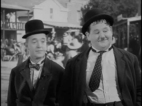 Zwei Herren Dick und Doof - Intro [HD - Remastered] (By ArchivBox, Laurel & Hardy TV)