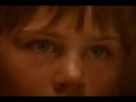 Videoclip de God Be With You (The Devil's Own/Soundtrack Version) — The Cranberries