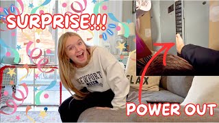 POWER OUTAGE SCARE | SURPRISE NEWS | BACK TO COLLEGE | Family 5 Vlogs
