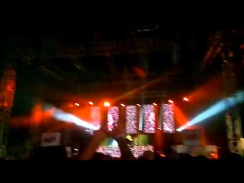 Baauer на фестивале Creamfields 2013
