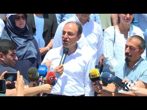 Osman Baydemir grup toplantısında Ey Reqip marşını okudu