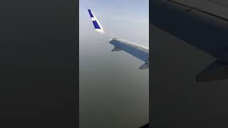 preview picture of video 'Landing in mumbai airport goair flight'