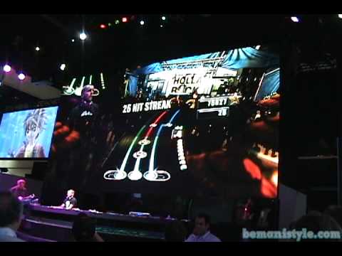 E3 2009 - DJ Hero - Hollaback Girl vs. Give It To Me
