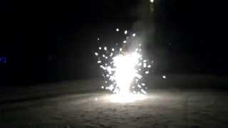 preview picture of video 'New Year 2015 epic firework fail and high laughting (koumer, 100kol, kling-on)'